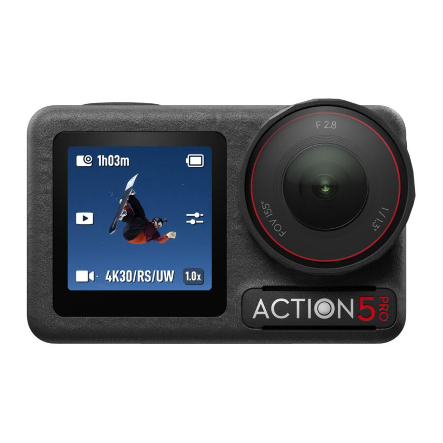 Caméra d’action DJI Osmo Action 5 Pro noire vue de face, écran avant allumé et objectif marqué F 2.8, mention Action 5 Pro sur le boîtier, sur fond blanc